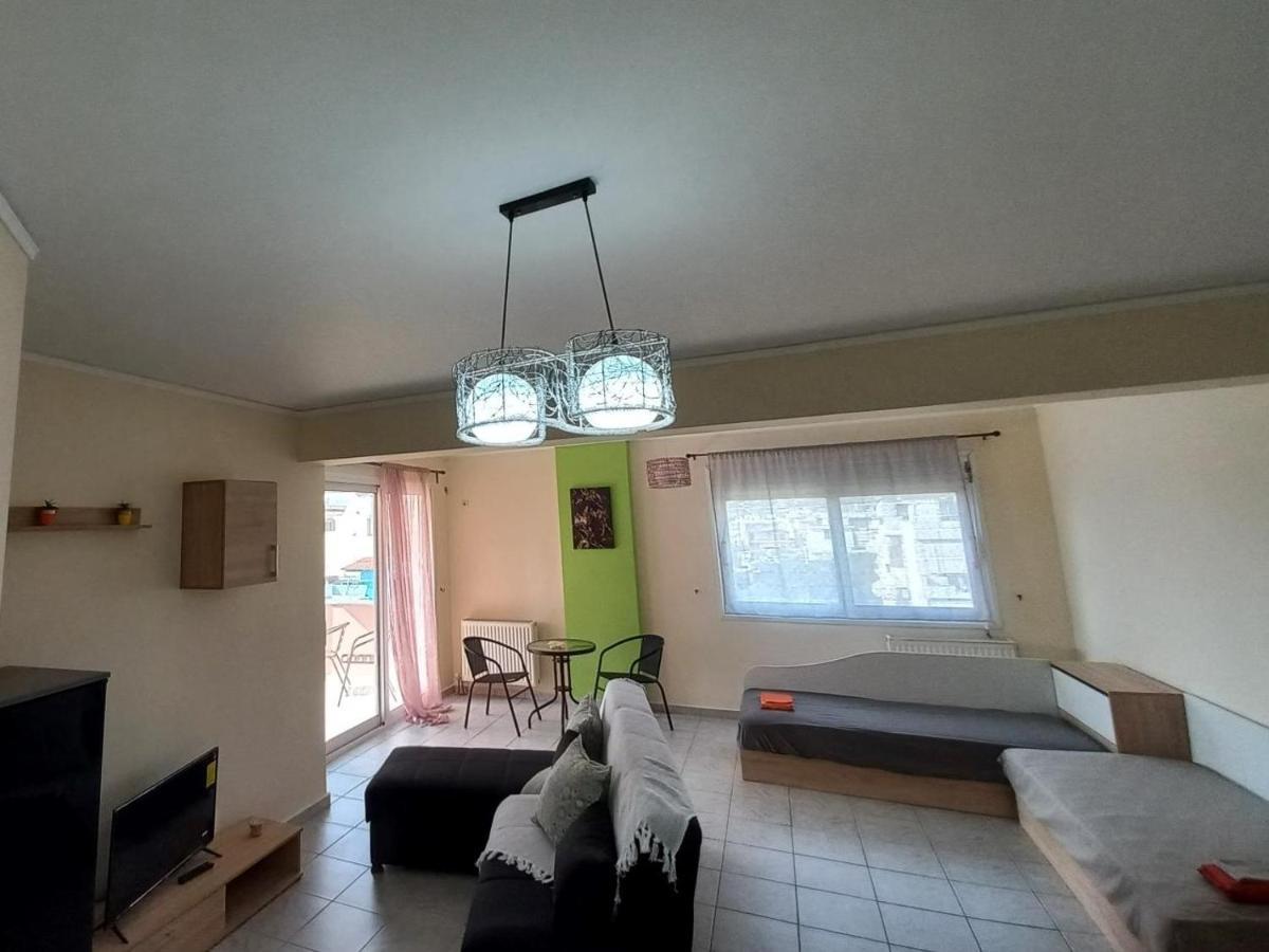 סלמיס Treasure Star B&B מראה חיצוני תמונה