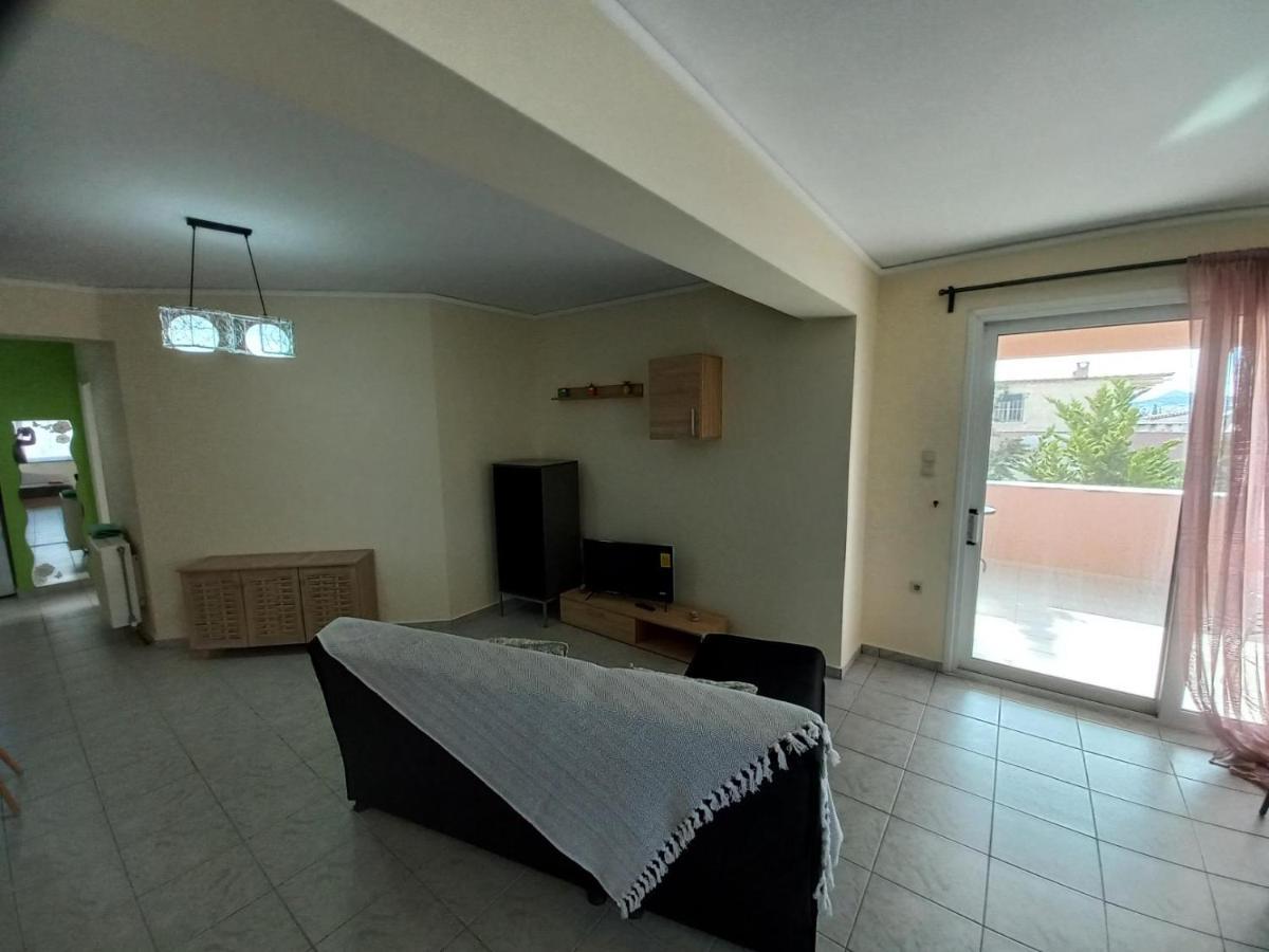 סלמיס Treasure Star B&B מראה חיצוני תמונה
