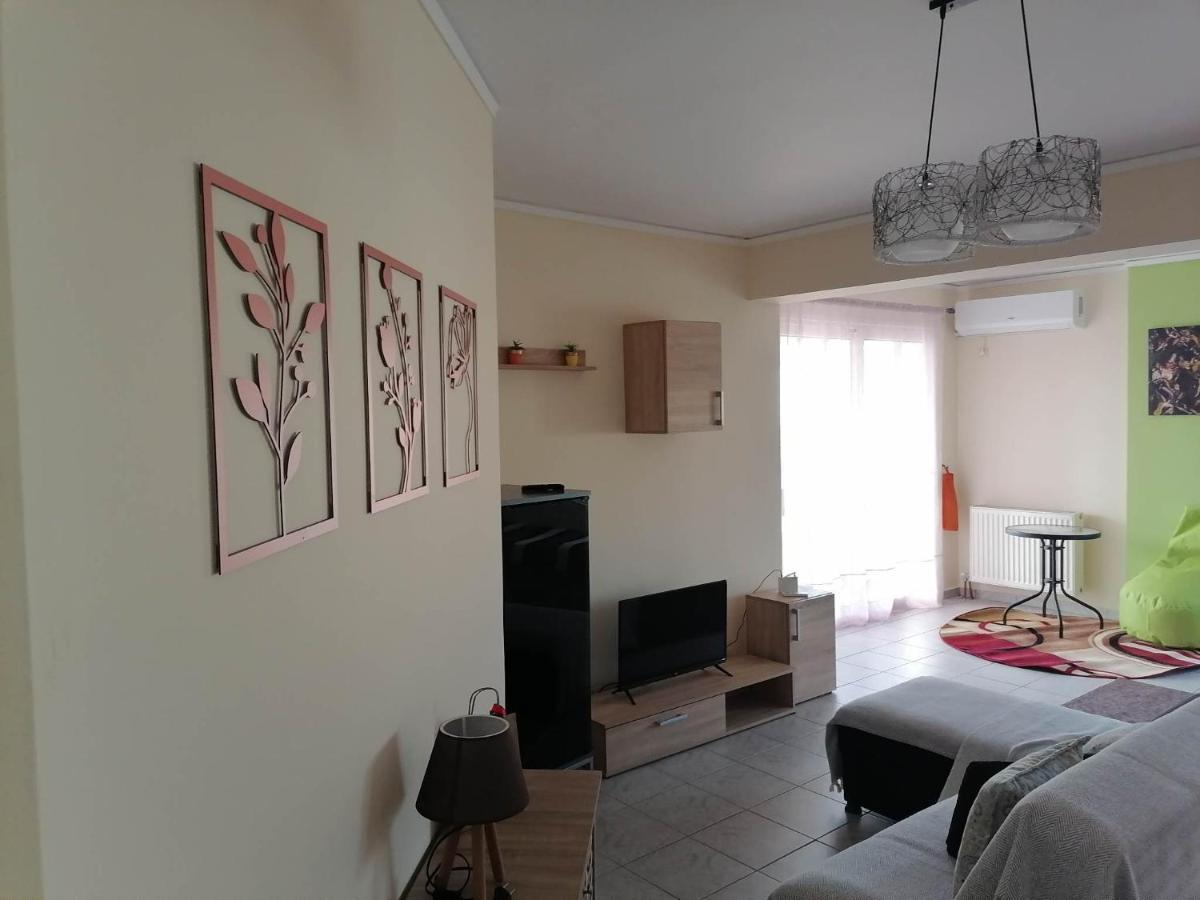 סלמיס Treasure Star B&B מראה חיצוני תמונה